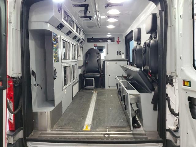 2018 Ford Transit T-250
