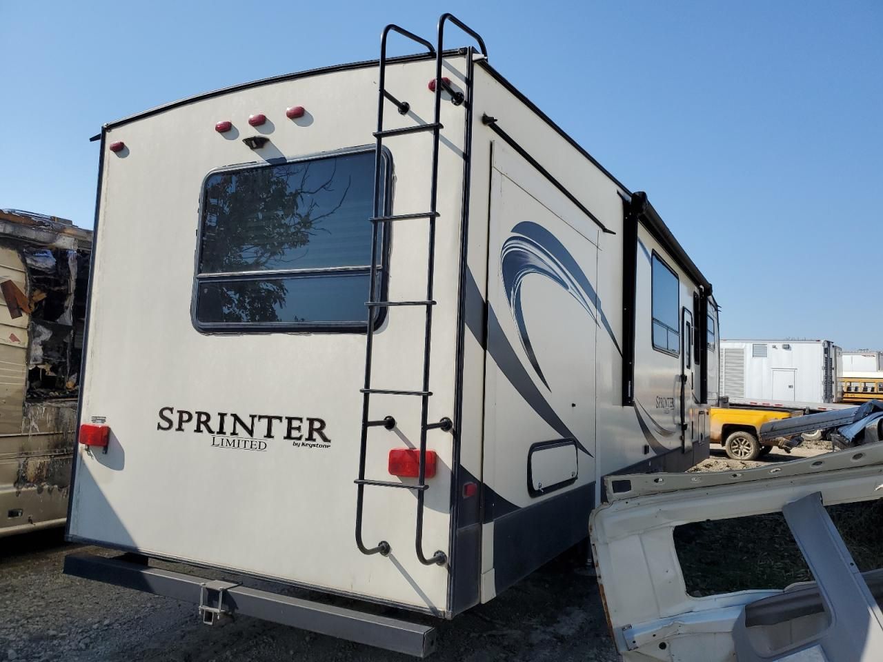 2018 Keystone Trailer