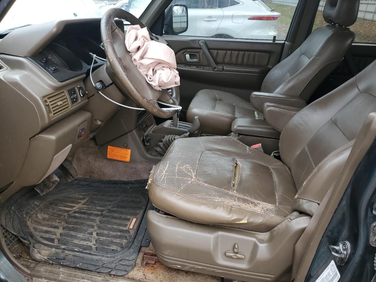 1995 Mitsubishi Montero sr