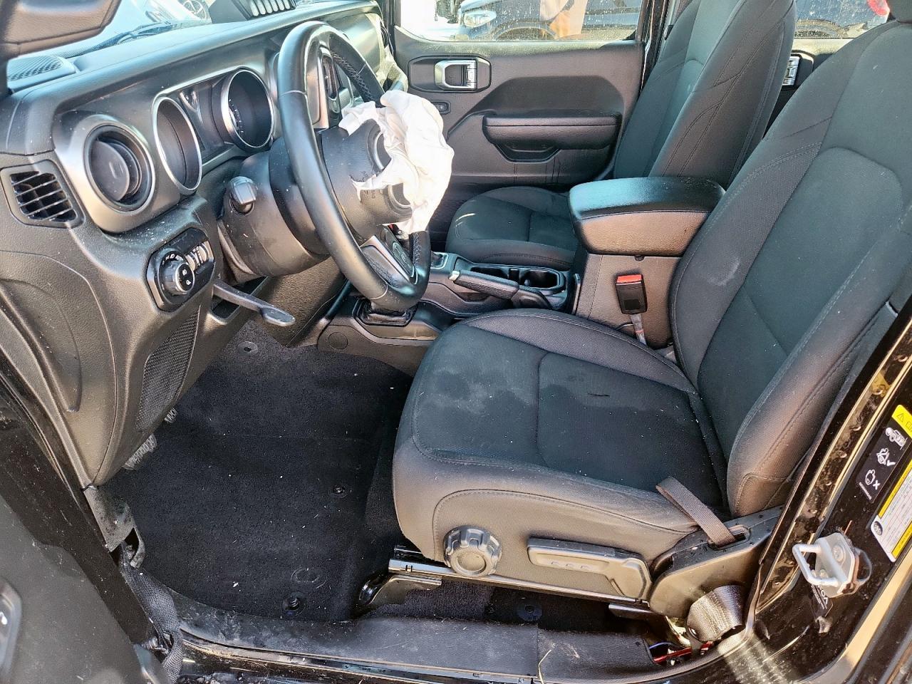 2022 Jeep Gladiator Sport