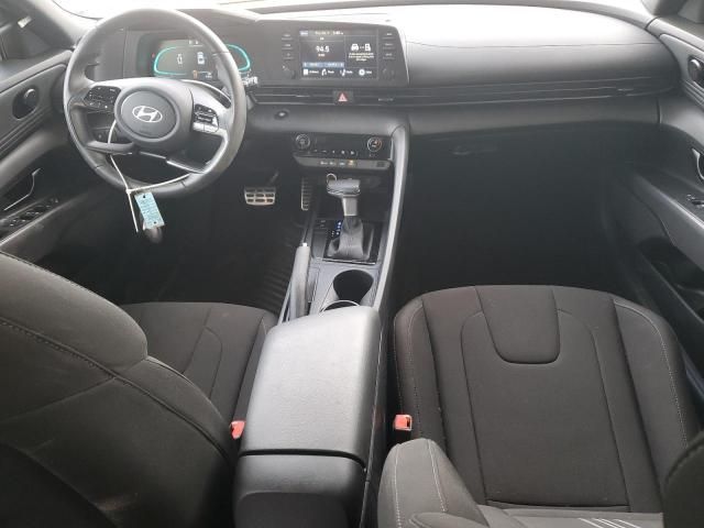2025 Hyundai Elantra SEL Sport