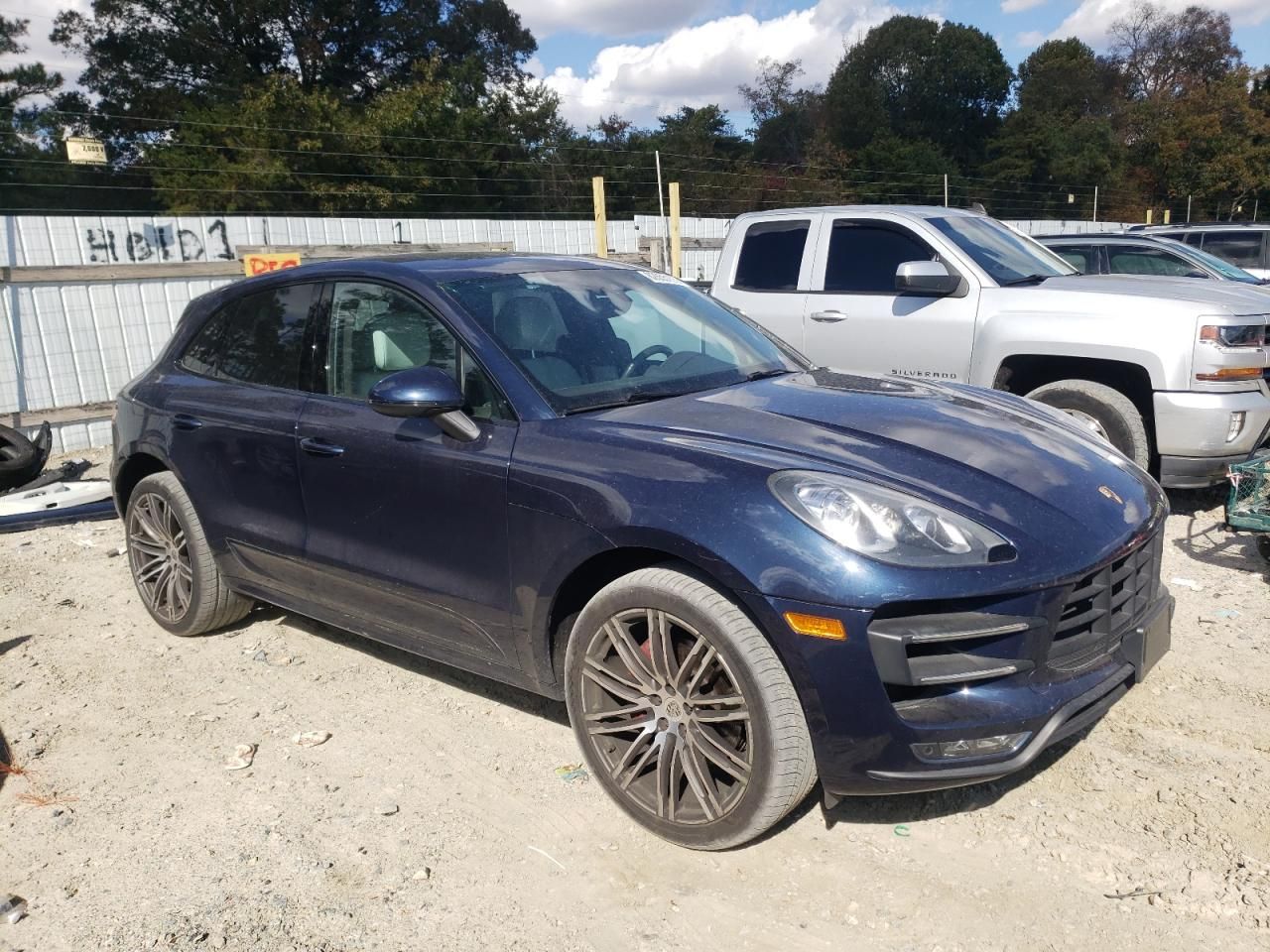 2016 Porsche Macan Turbo