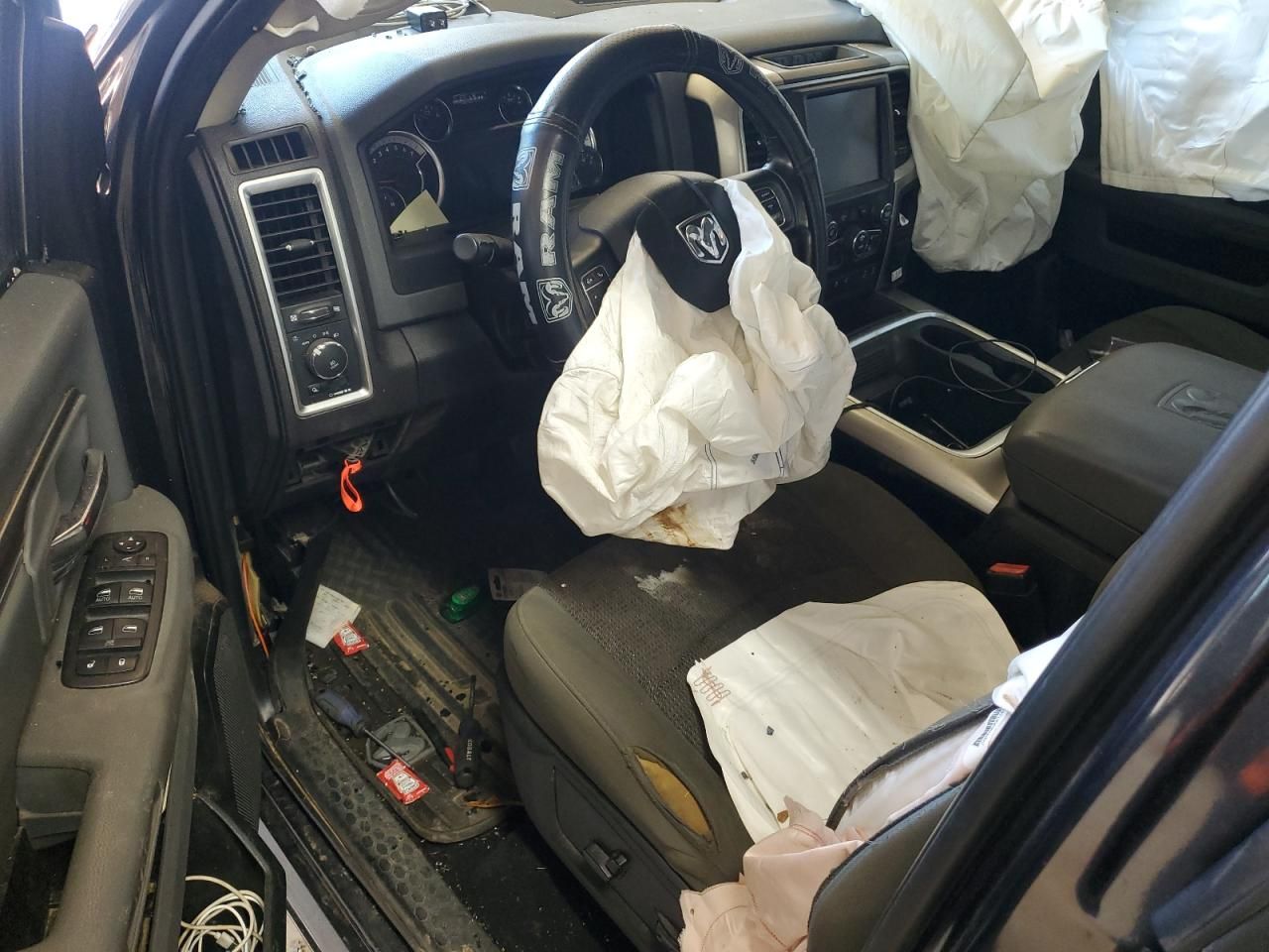 2017 Dodge Ram 1500 slt