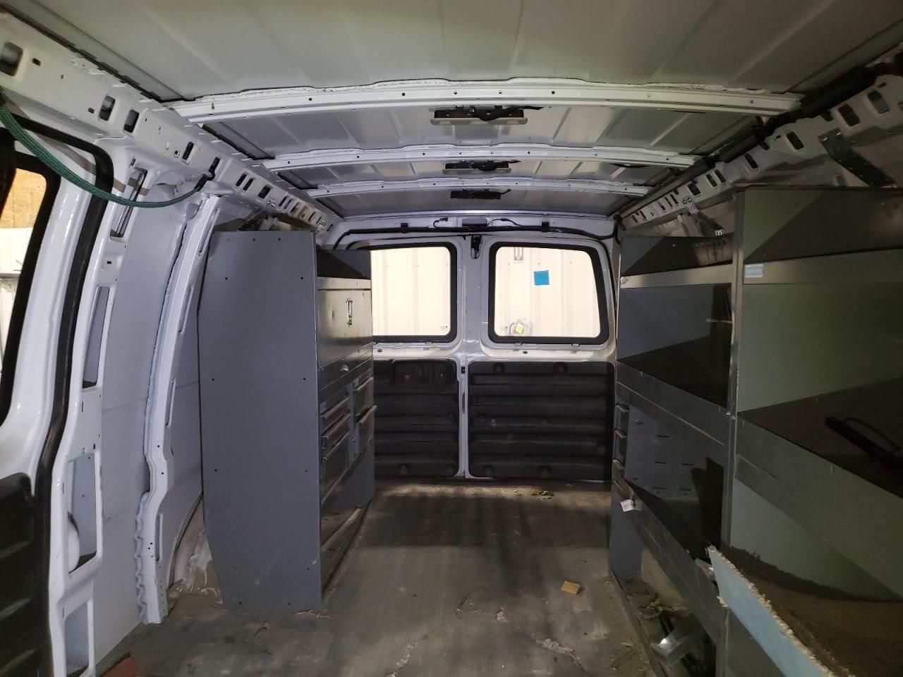 2020 Chevrolet Express G2500