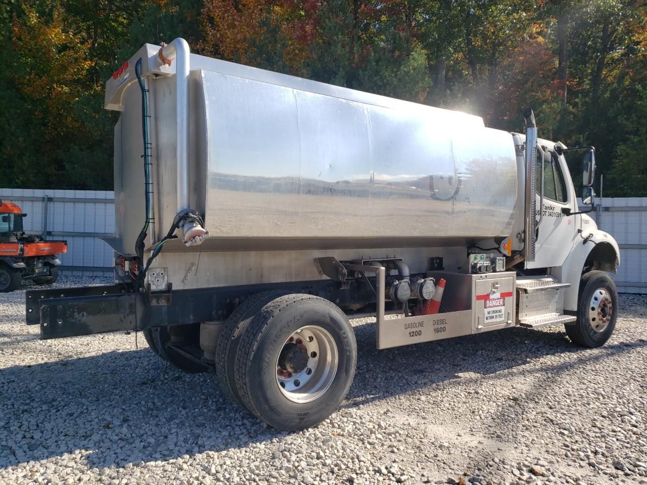 2022 Freightliner M2 106