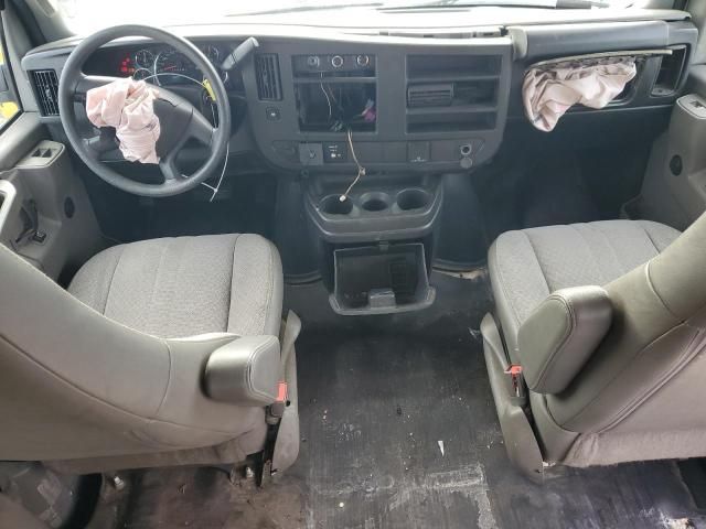 2017 GMC Savana G2500