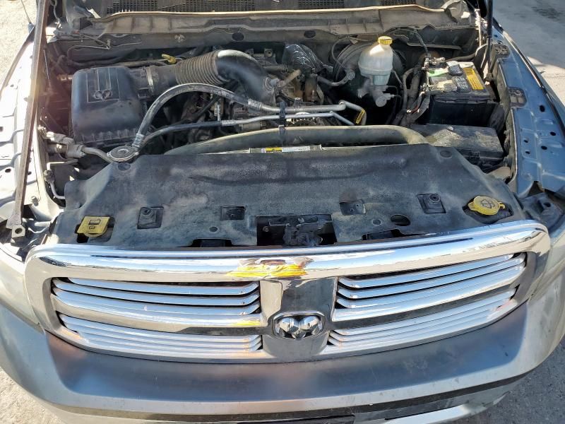 2013 Dodge RAM 1500 SLT