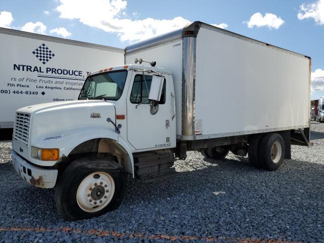 1999 International 4000 4700-BOX Truck