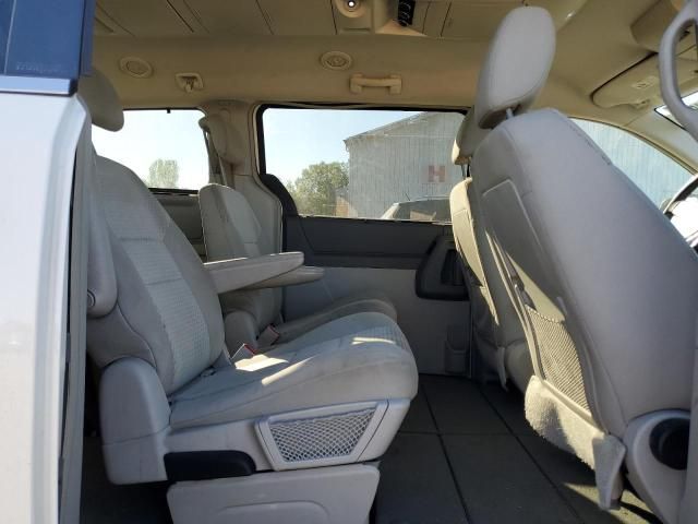 2010 Chrysler Town & Country Touring