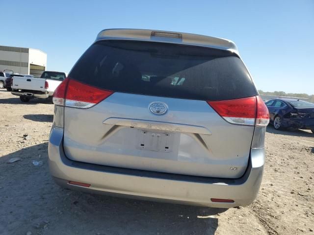 2011 Toyota Sienna LE