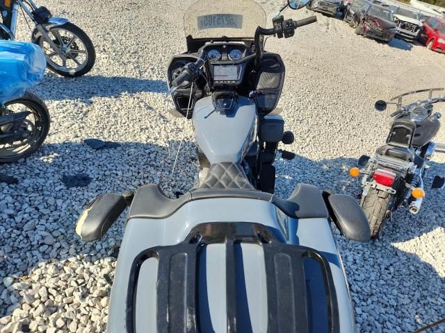 2023 Indian Motorcycle Co. Pursuit Dark Horse With Premium Package