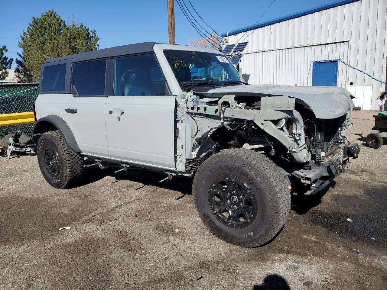 2022 Ford Bronco Base