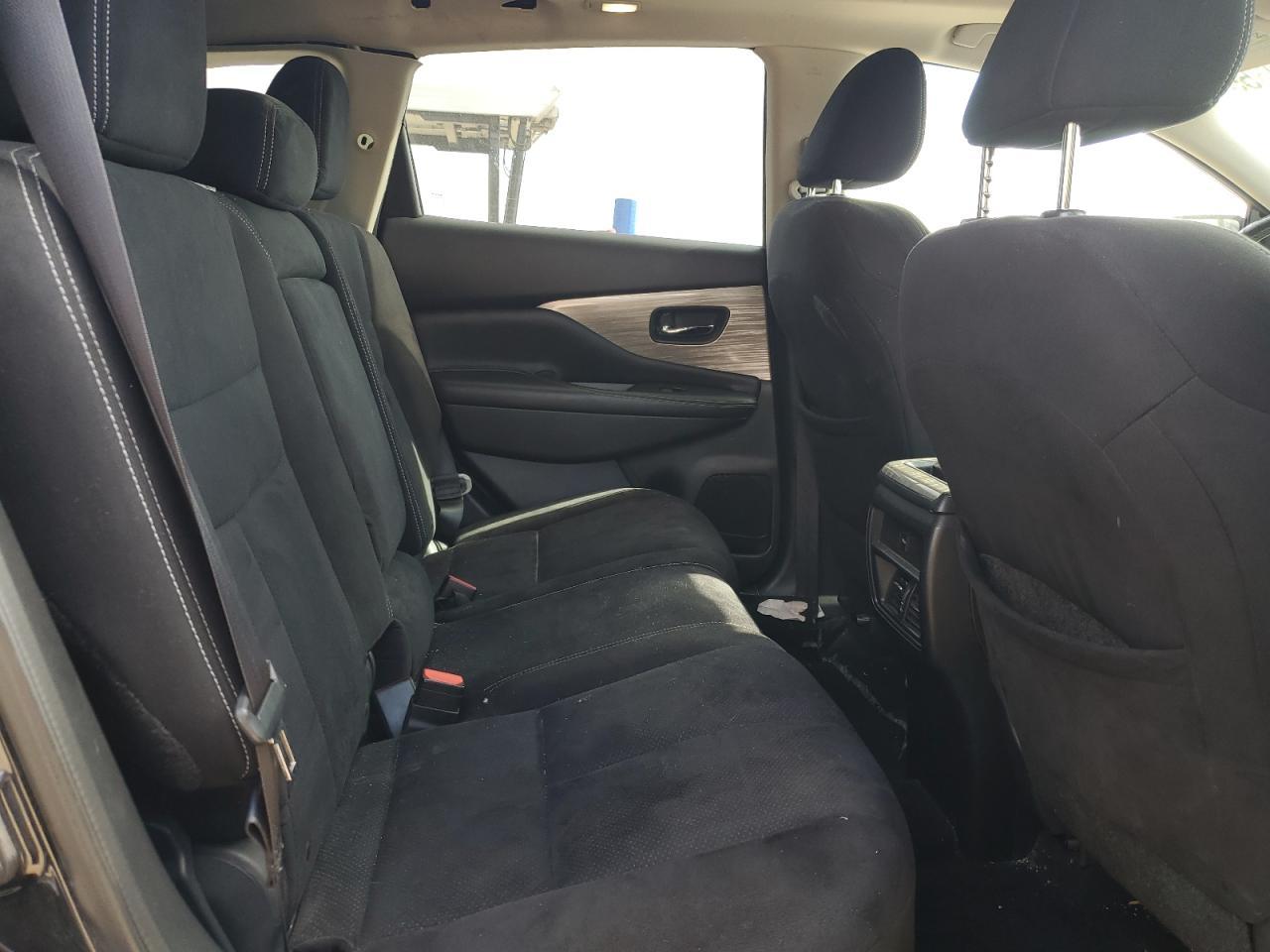 2018 Nissan Murano s