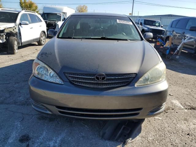 2004 Toyota Camry le