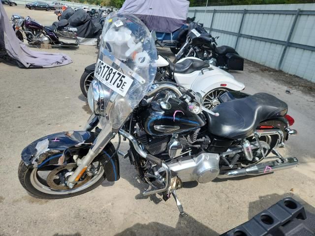 2014 Harley-Davidson FLD Switchback
