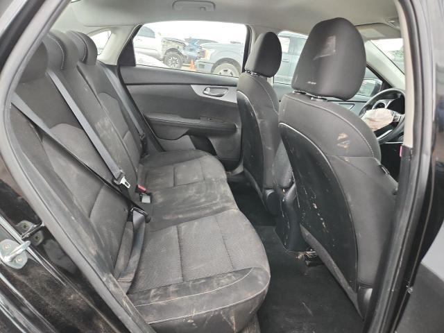 2023 KIA Forte lx