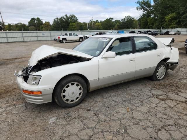 1995 Lexus LS 400
