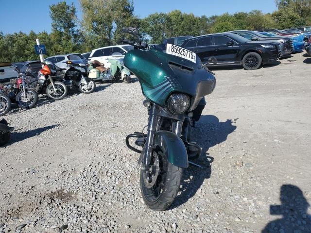 2021 Harley-Davidson Flhxs
