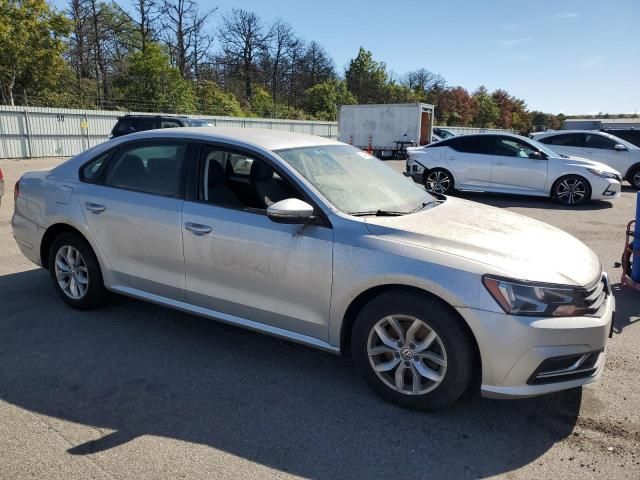 2018 Volkswagen Passat S