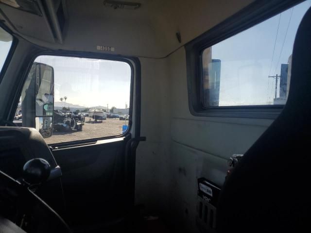 2019 Volvo VNR
