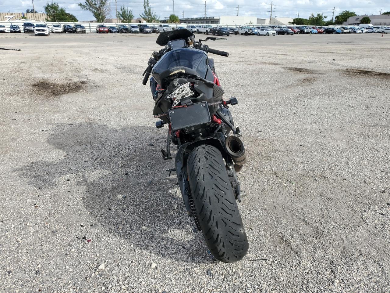 2023 Kawasaki ZR1000 K