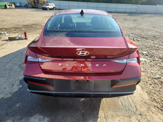2025 Hyundai Elantra SEL