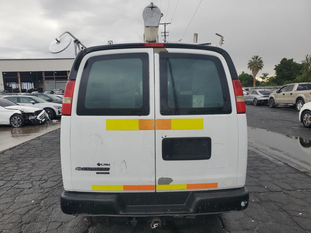 2012 Chevrolet Express G2500