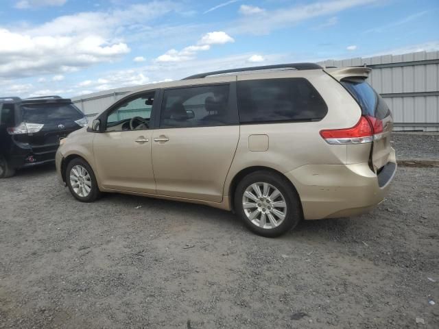 2011 Toyota Sienna XLE
