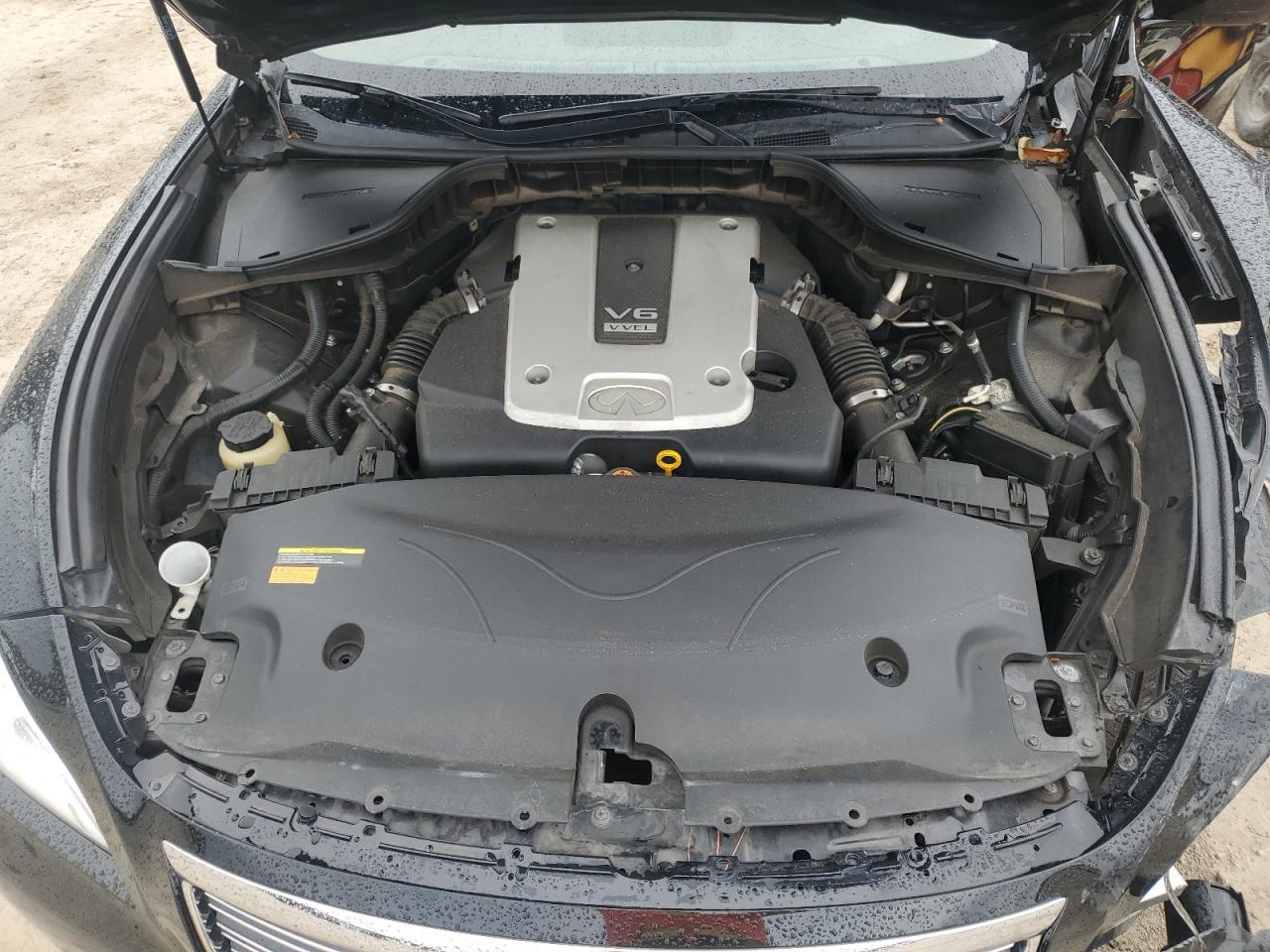 2011 Infiniti M37