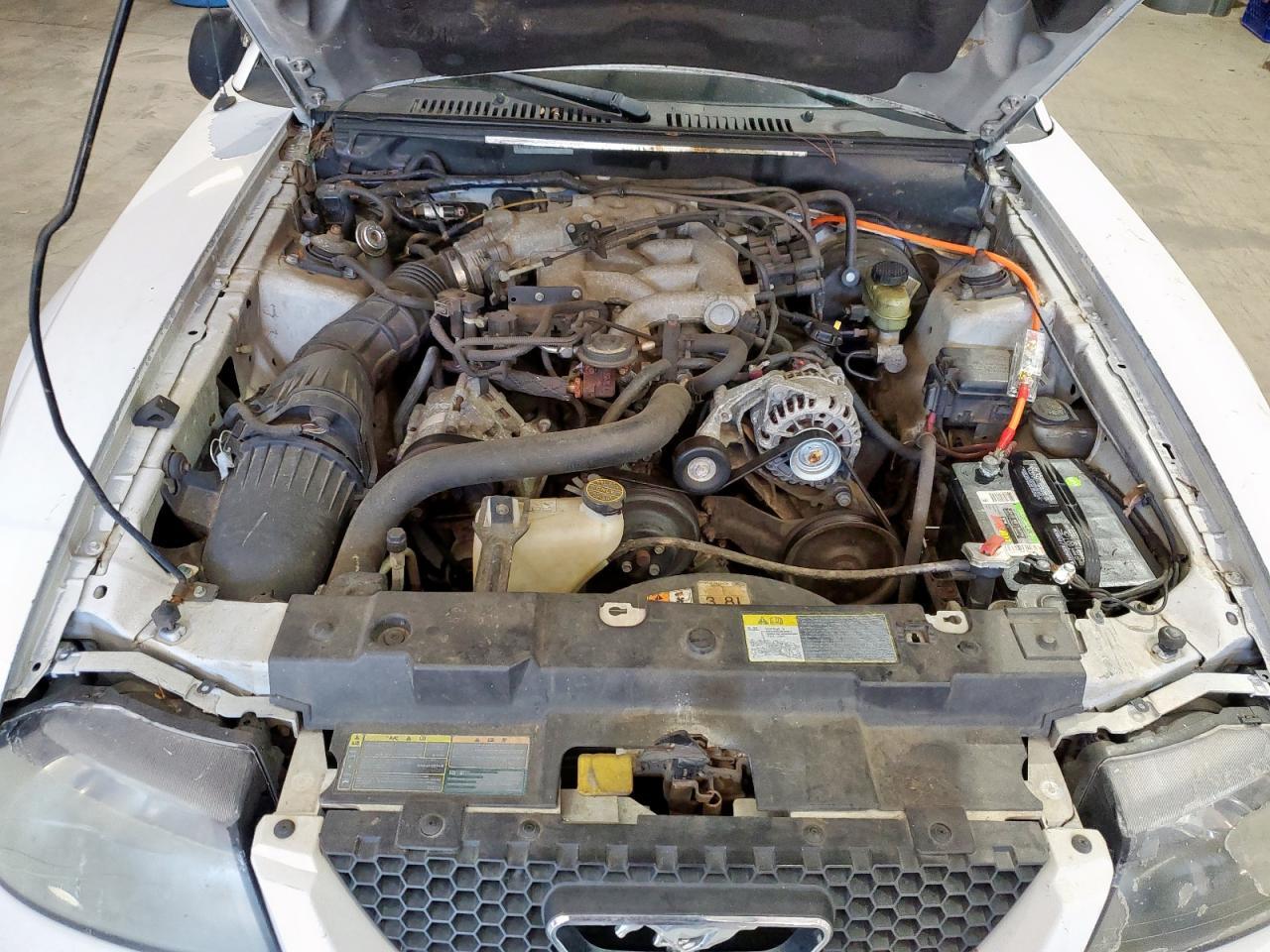 2001 Ford Mustang
