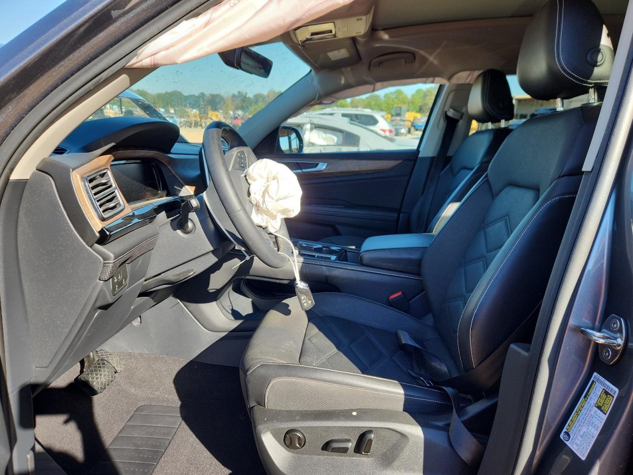 2024 Volkswagen Atlas se