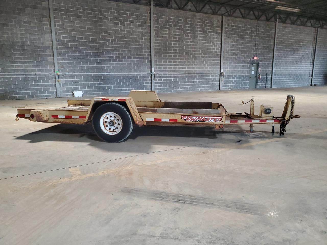 1999 Towmaster Equipment Trailer