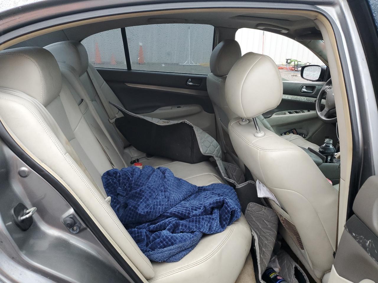 2013 Infiniti G37
