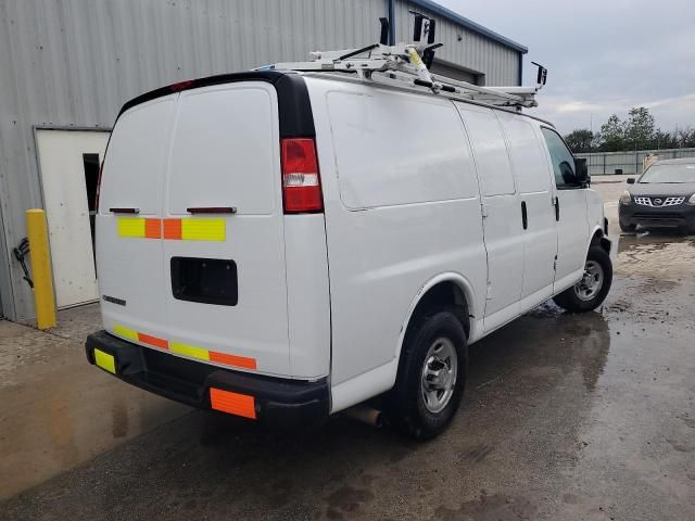2020 Chevrolet Express G2500