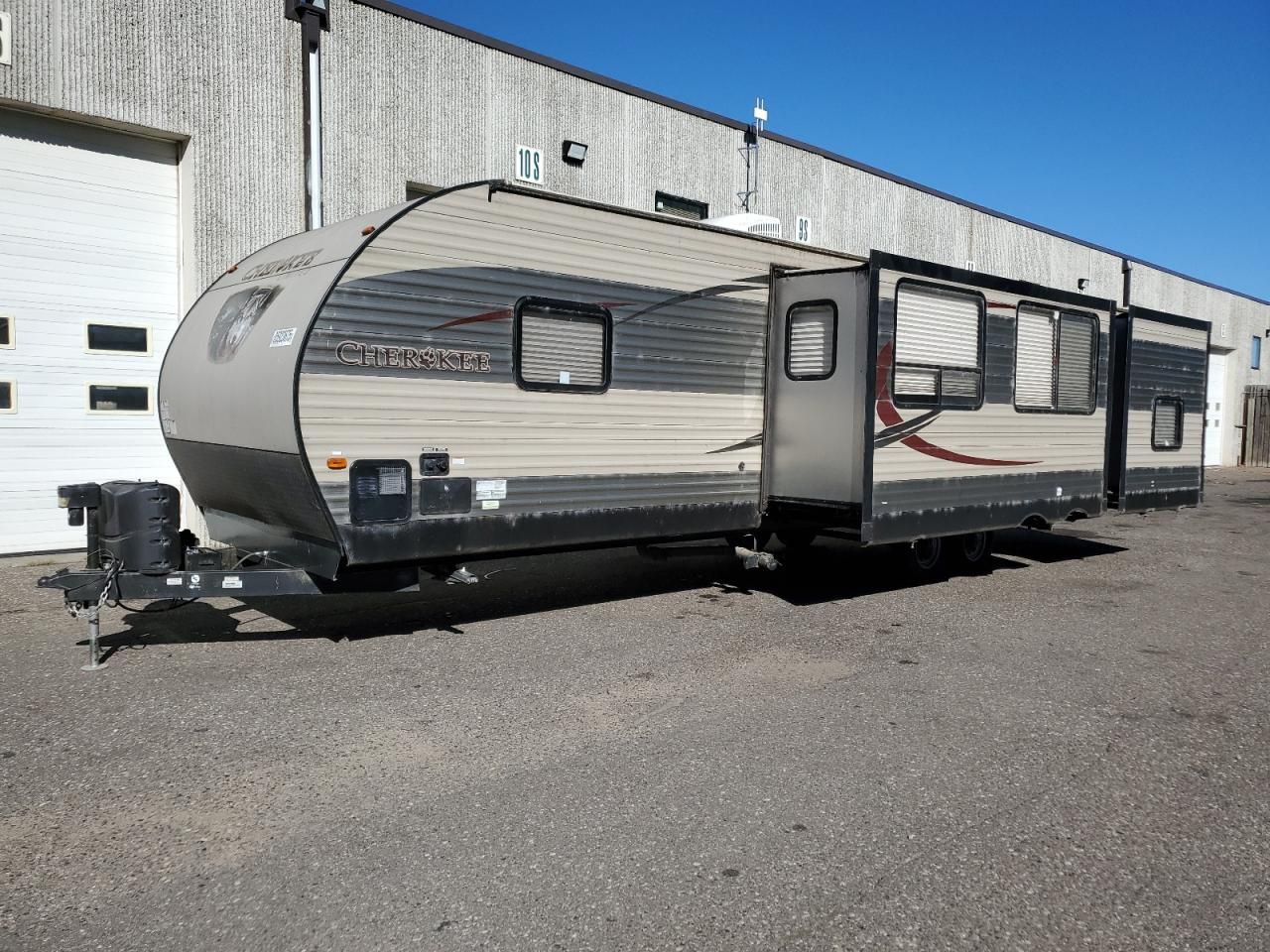 2017 Wildwood 2017 Foresriver Cherokee