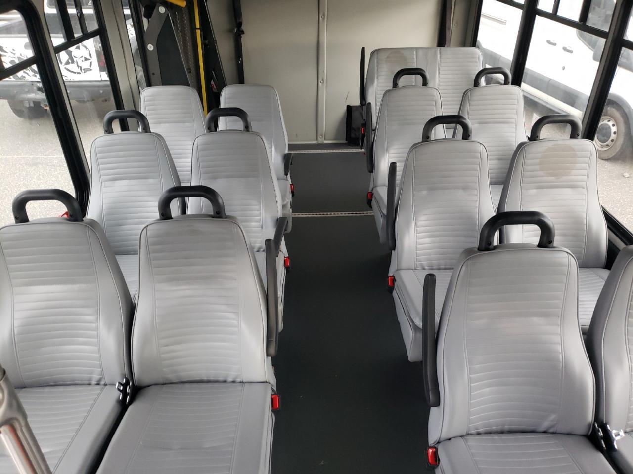 2017 Ford E450 Shuttle Bus