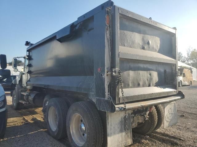 2007 Mack CTP700 Dump Truck