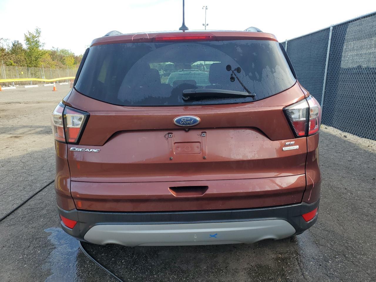 2018 Ford Escape se
