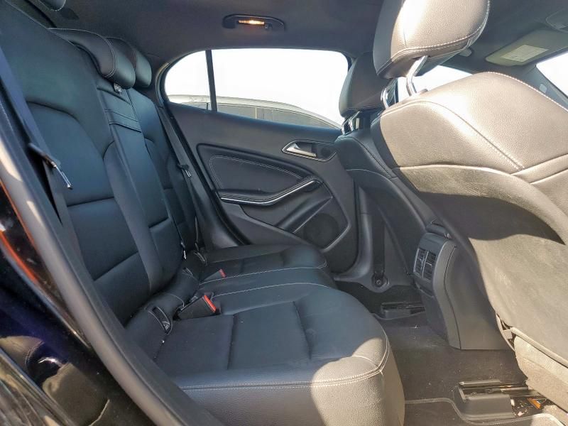 2020 Mercedes-Benz GLA 250