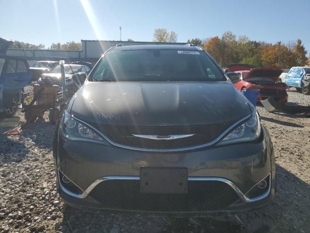 2017 Chrysler Pacifica Touring l