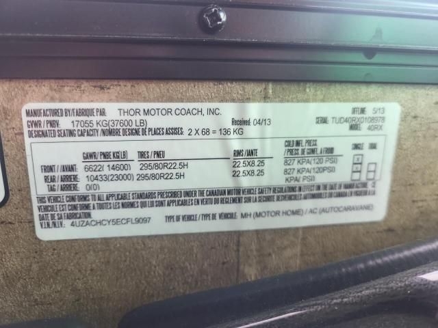 2014 Freightliner Chassis XC