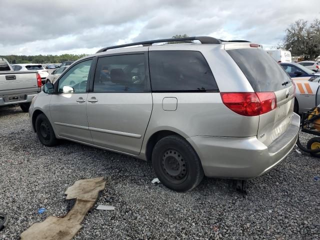 2009 Toyota Sienna CE