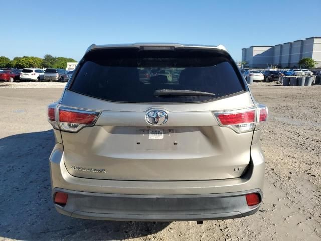 2015 Toyota Highlander LE