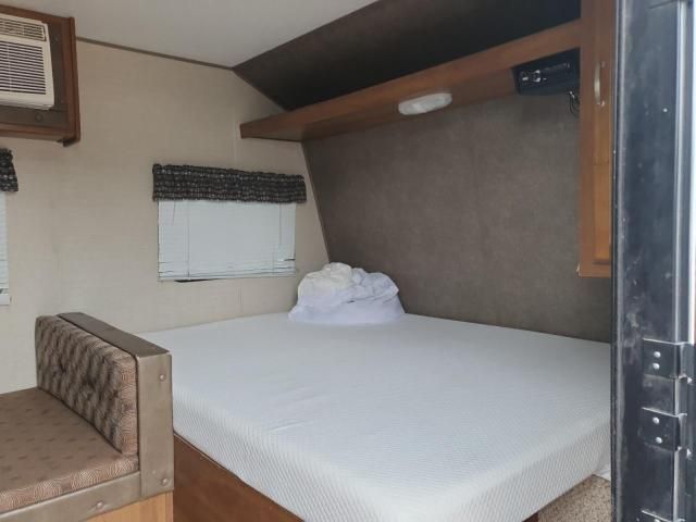 2017 Keystone Trailer