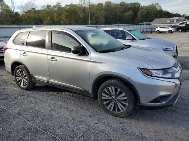 2019 Mitsubishi Outlander SE