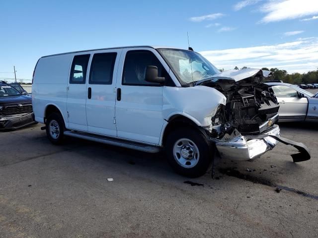 2020 Chevrolet Express G2500