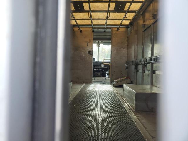 2003 Freightliner Mt45 Chassis Delivery van