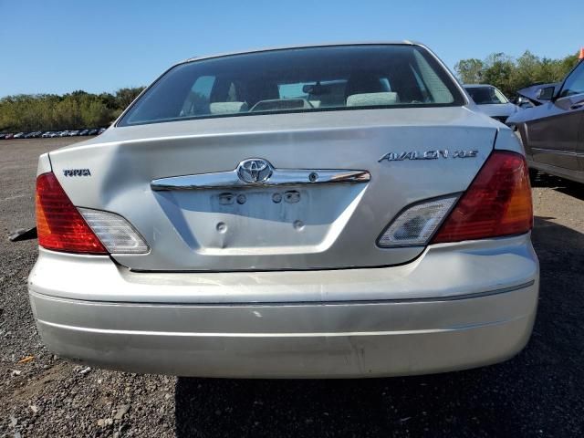 2000 Toyota Avalon XL
