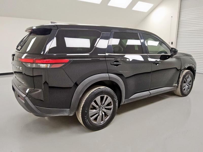 2023 Nissan Pathfinder S