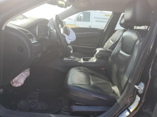 2016 Chrysler 300 Limited